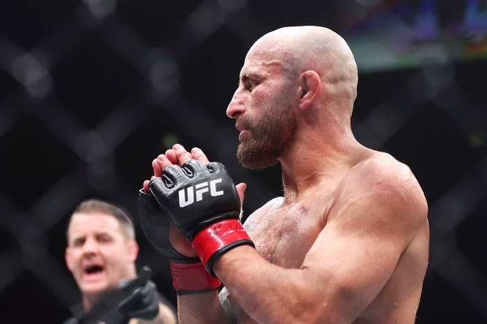 UFC 333: Alexander Volkanovski vs Movsar Evloev start time, undercard and how to watch fights this weekend