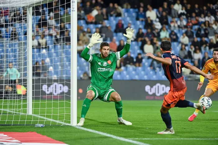 [RAF-MHSC] Simon Ngapandouetnbu : “Je suis motivé quand je rentre à côté d’un gardien comme Quentin Braat”