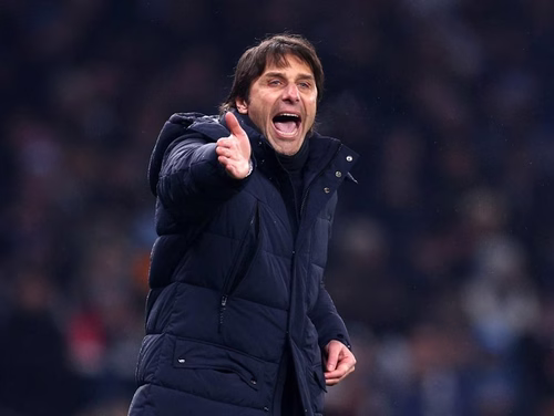 Manchester United could appoint Antonio Conte as manager amid growing uncertainty