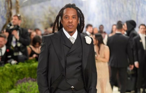 Jay-Z se serait choisi lui-même pour le spectacle du prochain Super Bowl