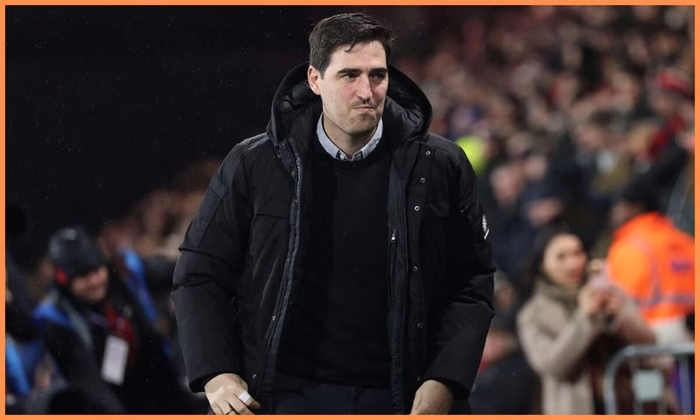 Andoni Iraola responds to Liverpool transfer links with Gilberto Mora