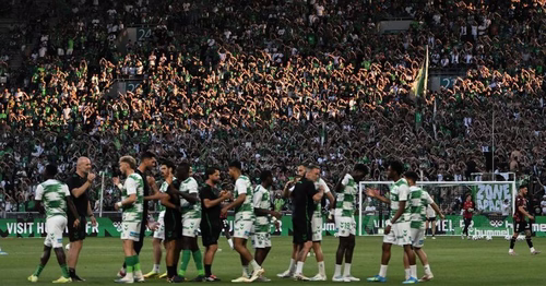 Mobilisation du 24 octobre : le coup d'envoi du match entre l'AS Saint