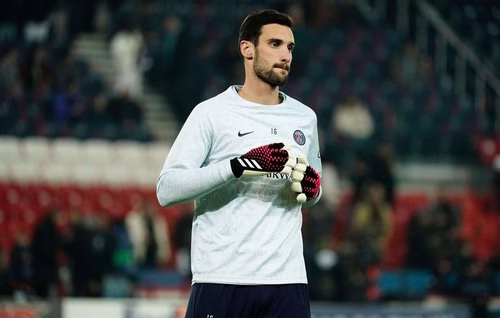 Le footballeur Sergio Rico, ex-gardien du PSG, et sa famille victimes d’un home-jacking, en Espagne